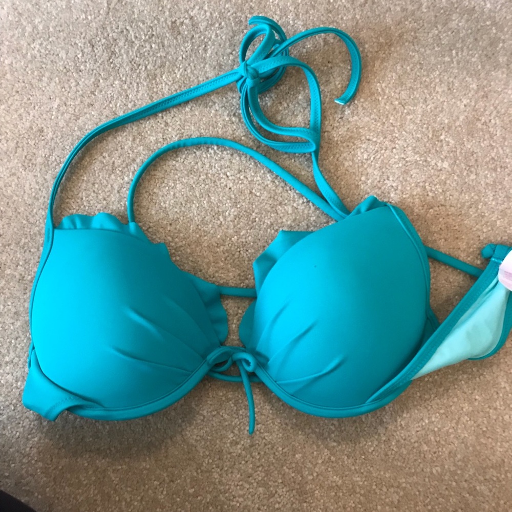 New swim top